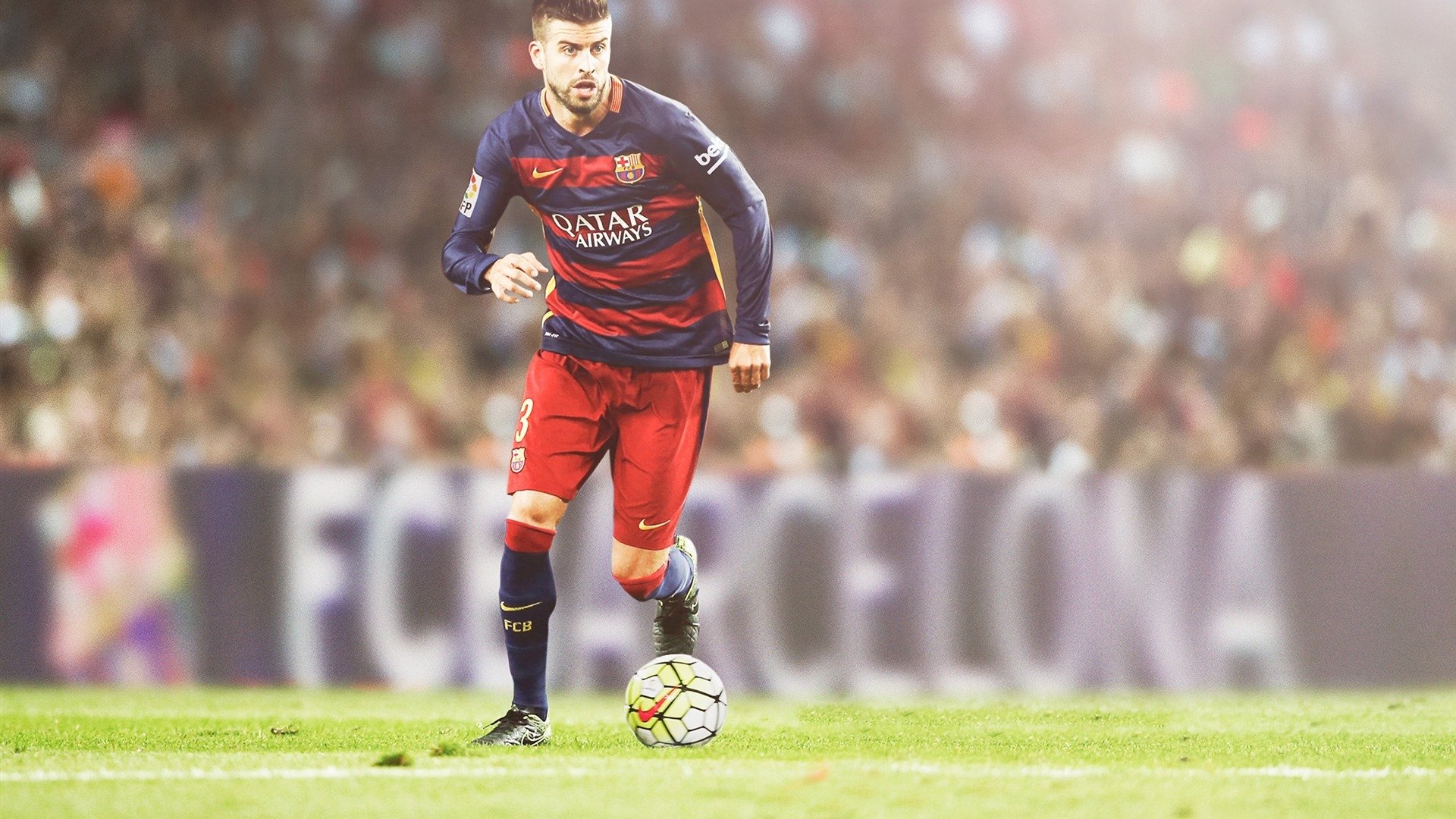 王楚钦与队友配合默契夺得团体赛冠军，王楚钦比赛照片