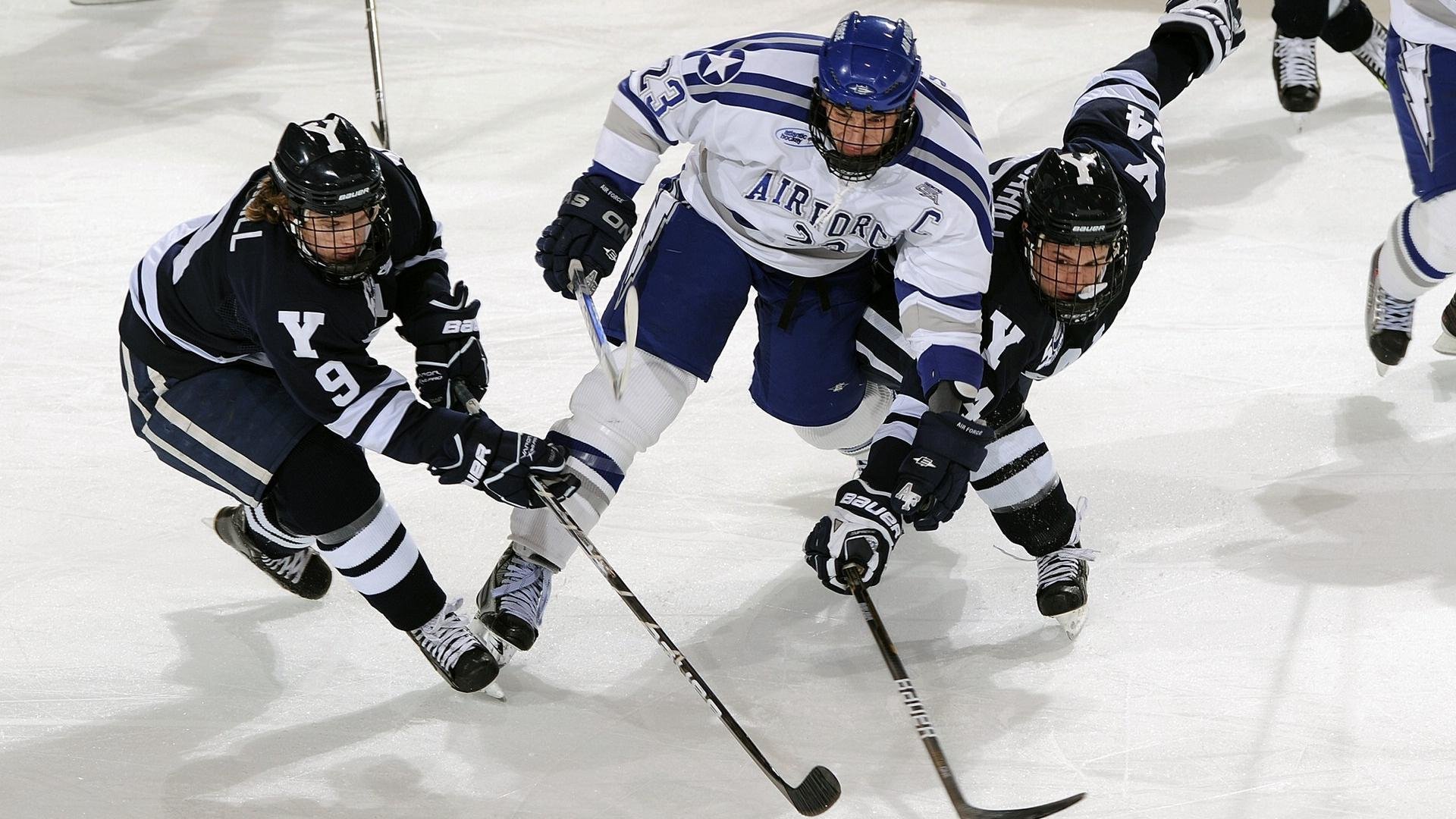 Schmidt 防守能力赢得教练赞赏，nba擅长防守的教练